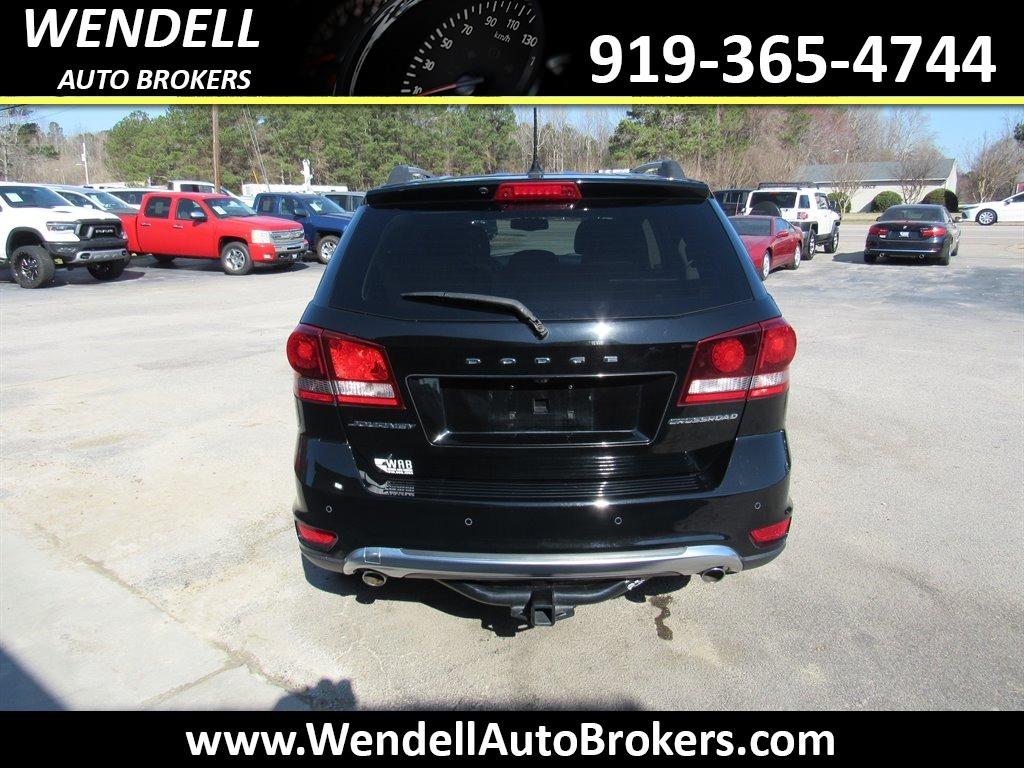 2017 Dodge Journey Crossroad photo