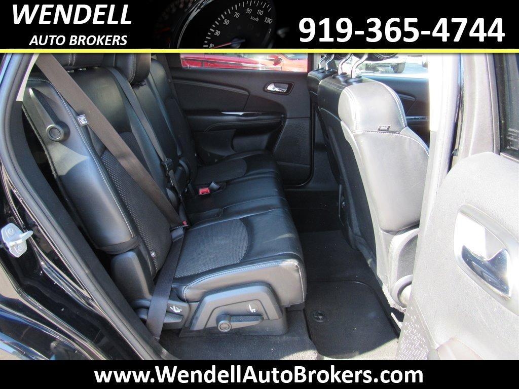 2017 Dodge Journey Crossroad photo