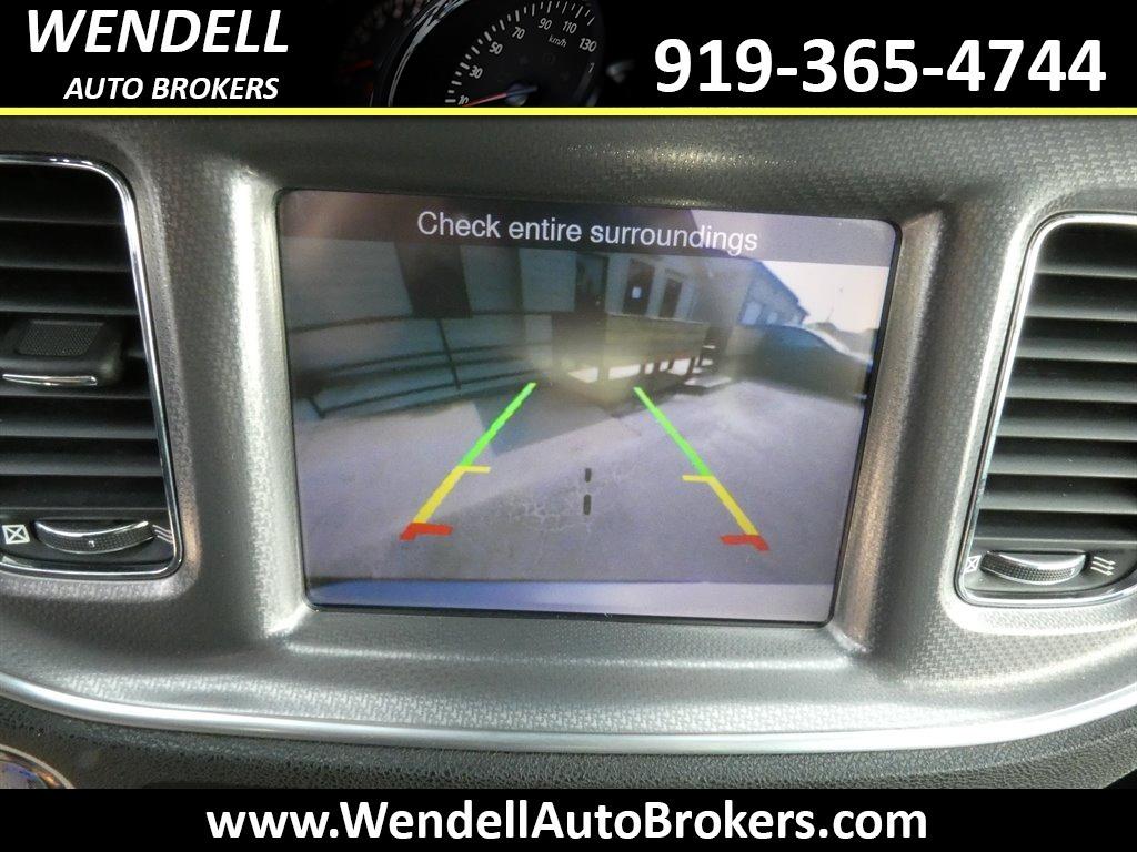 2011 Dodge Charger SE photo