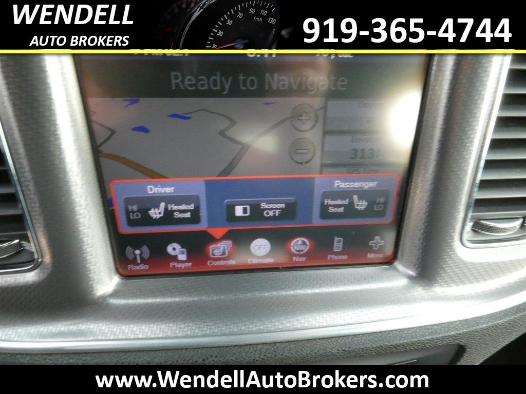 2011 Dodge Charger SE photo