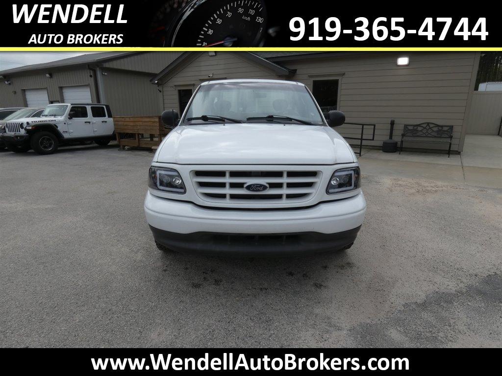 2003 Ford F-150 XL photo
