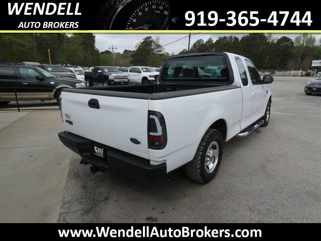 2003 Ford F-150 XL photo
