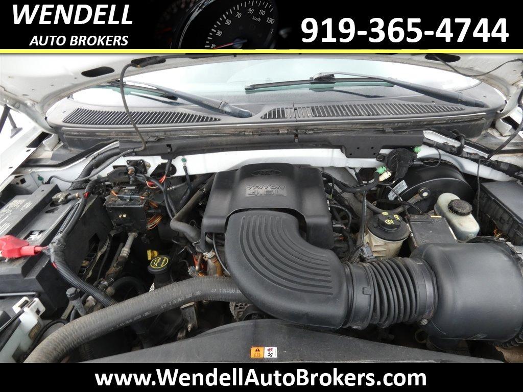 2003 Ford F-150 XL photo