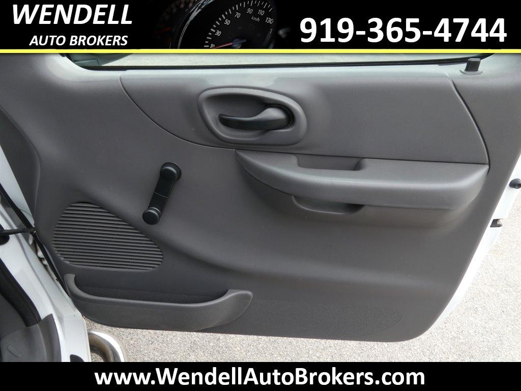 2003 Ford F-150 XL photo