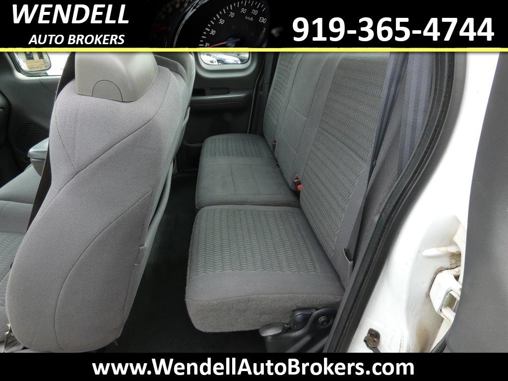 2003 Ford F-150 XL photo