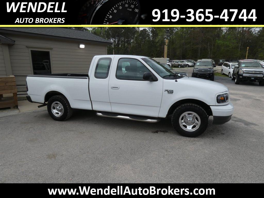2003 Ford F-150 XL photo