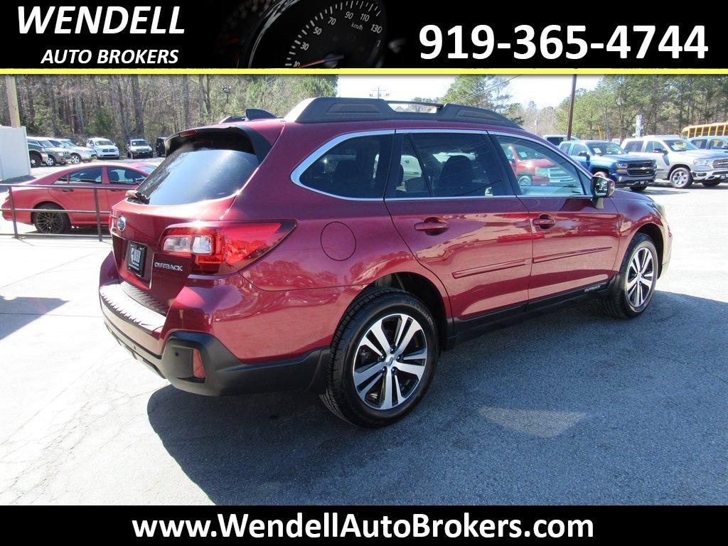 2018 Subaru Outback Limited photo