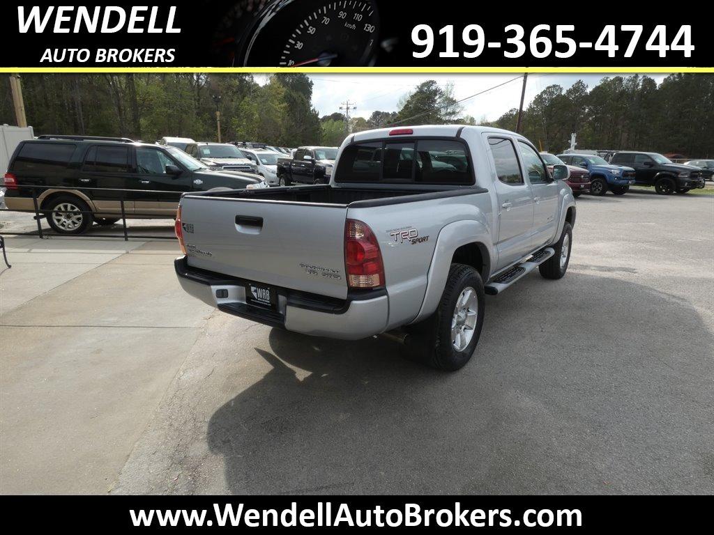 2005 Toyota Tacoma PreRunner V6 photo