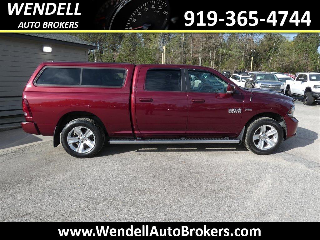 2016 RAM 1500 Sport photo
