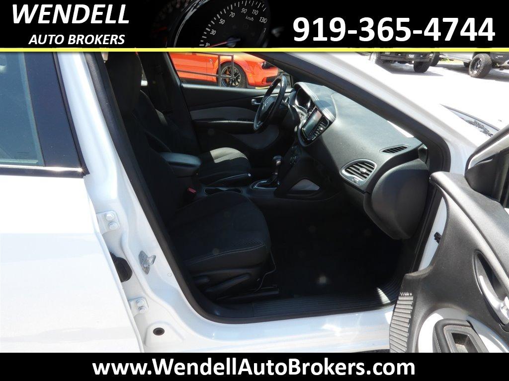 2016 Dodge Dart SXT photo