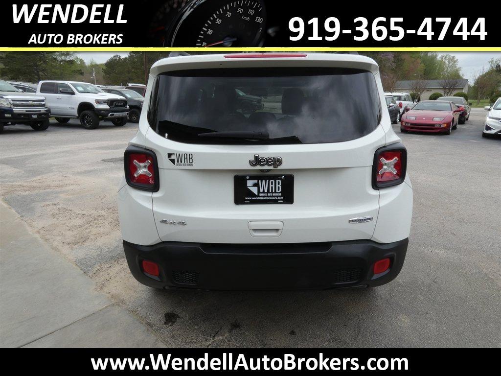 2018 Jeep Renegade Latitude photo