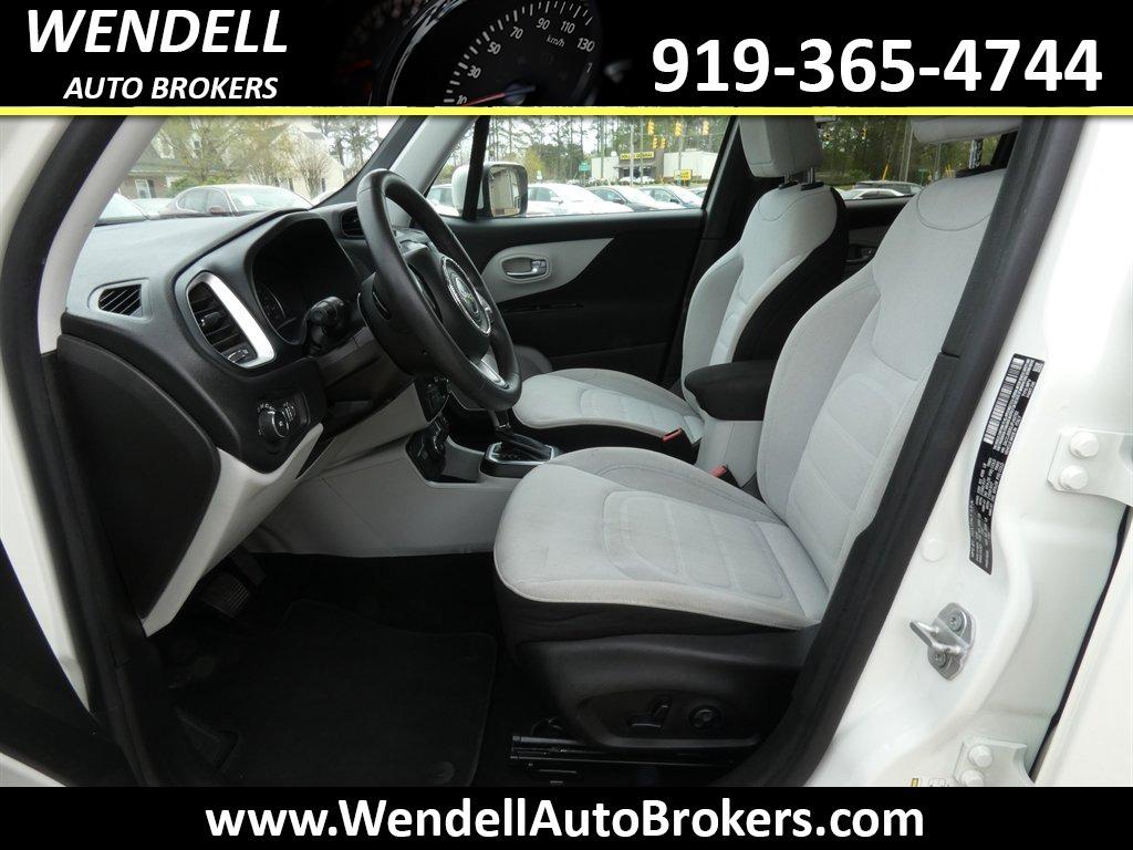 2018 Jeep Renegade Latitude photo