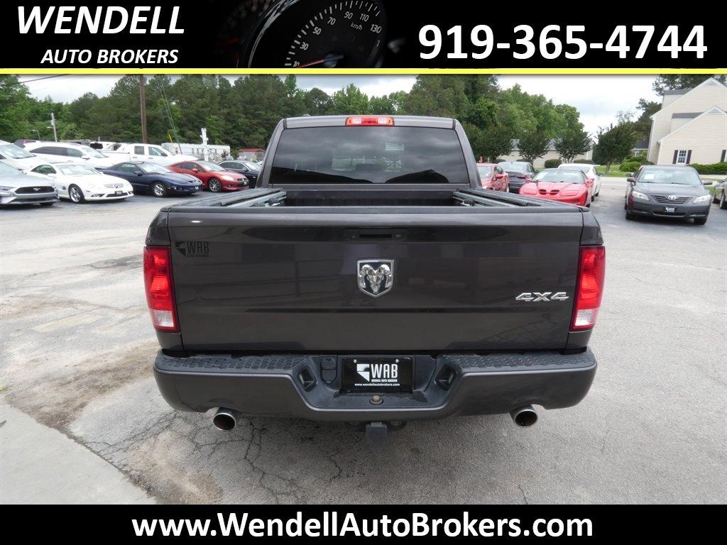 2015 RAM 1500 Tradesman photo