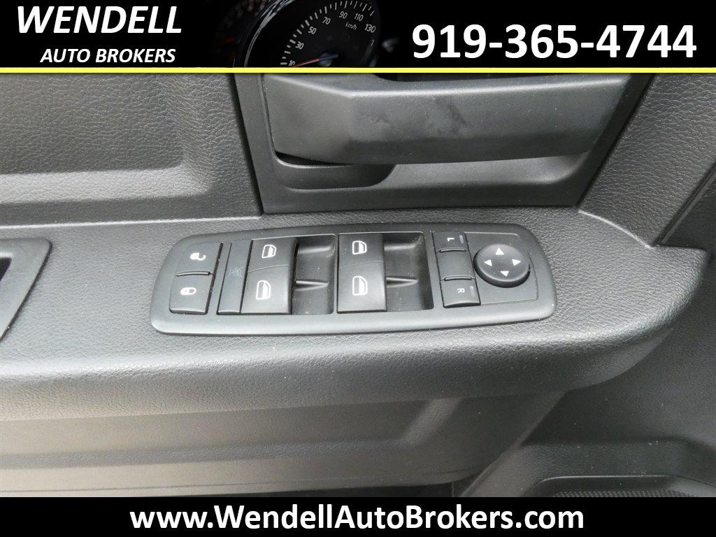 2015 RAM 1500 Tradesman photo