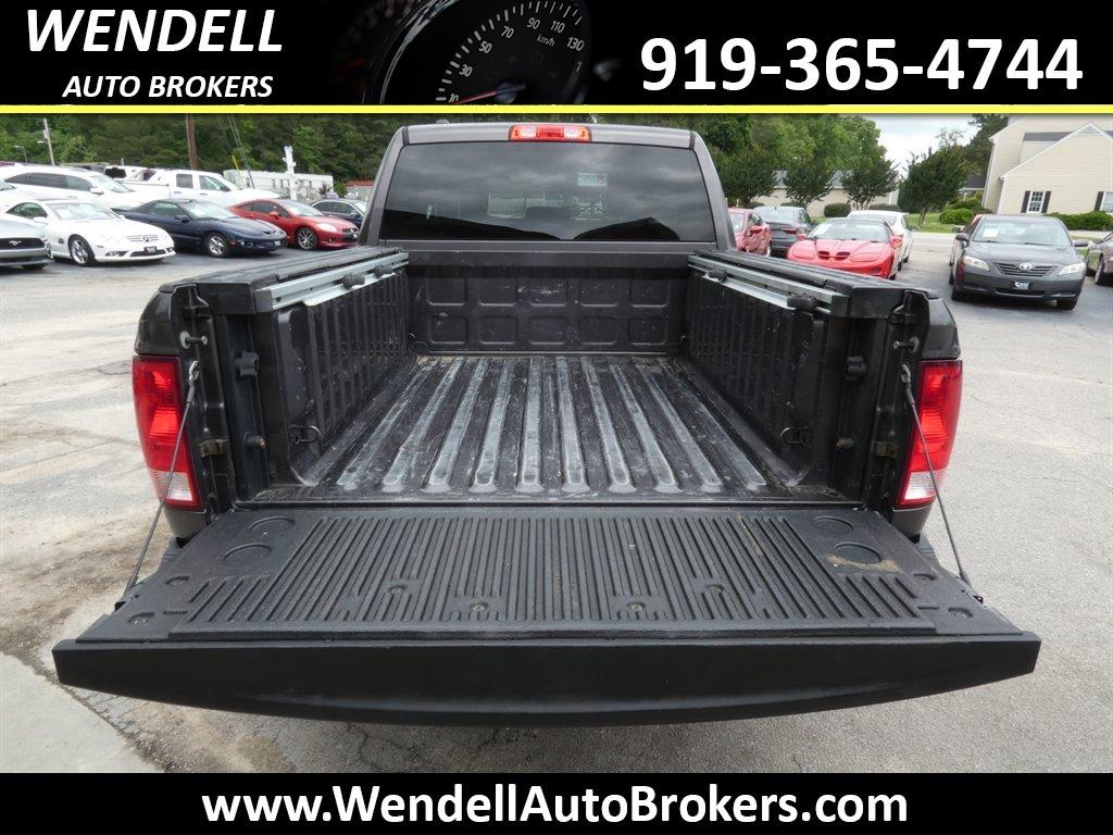 2015 RAM 1500 Tradesman photo