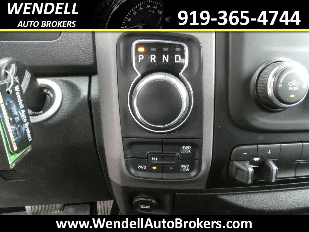 2015 RAM 1500 Tradesman photo