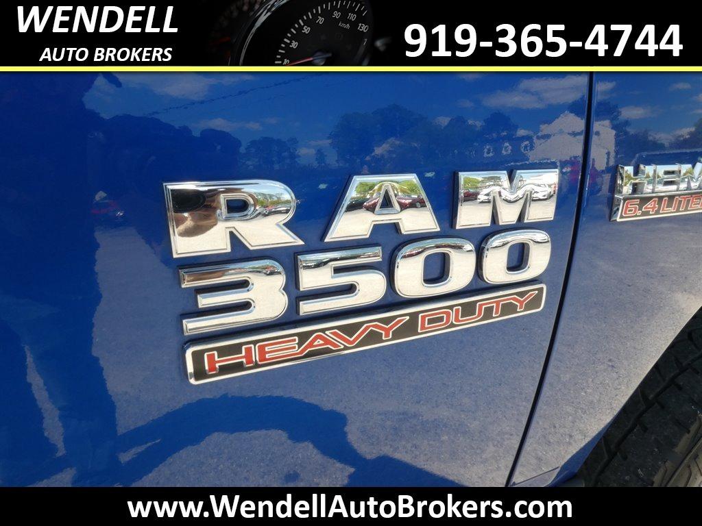 2015 RAM 3500 Tradesman photo