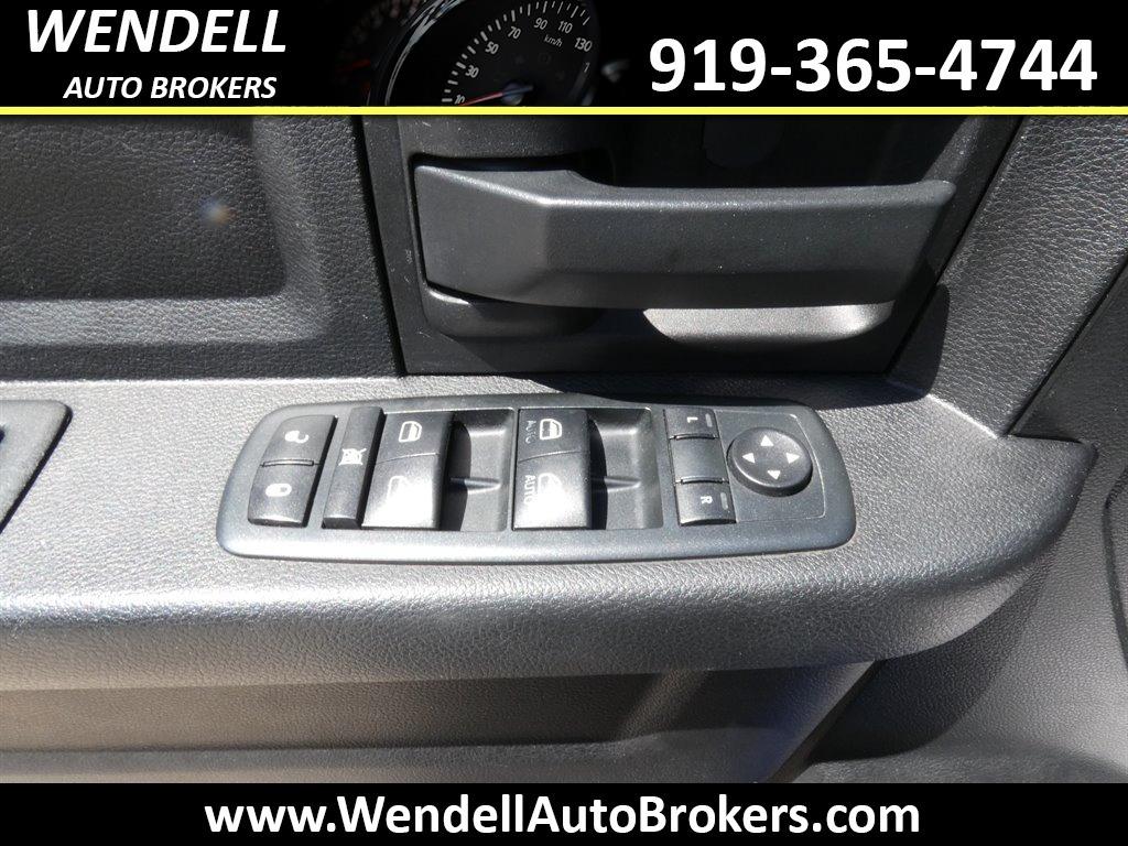 2015 RAM 3500 Tradesman photo