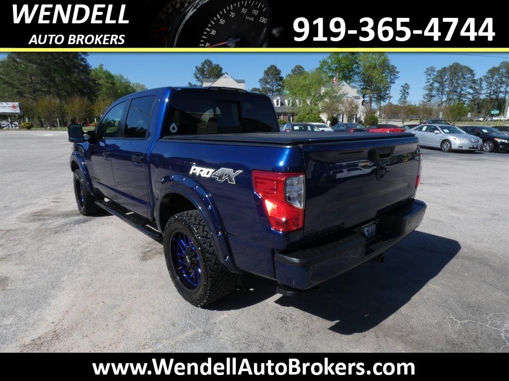 2017 Nissan Titan PRO-4x photo