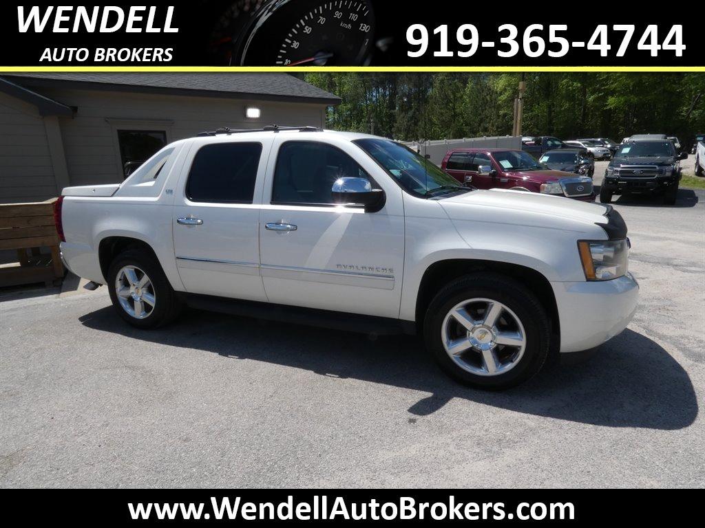 2012 Chevrolet Avalanche LTZ photo