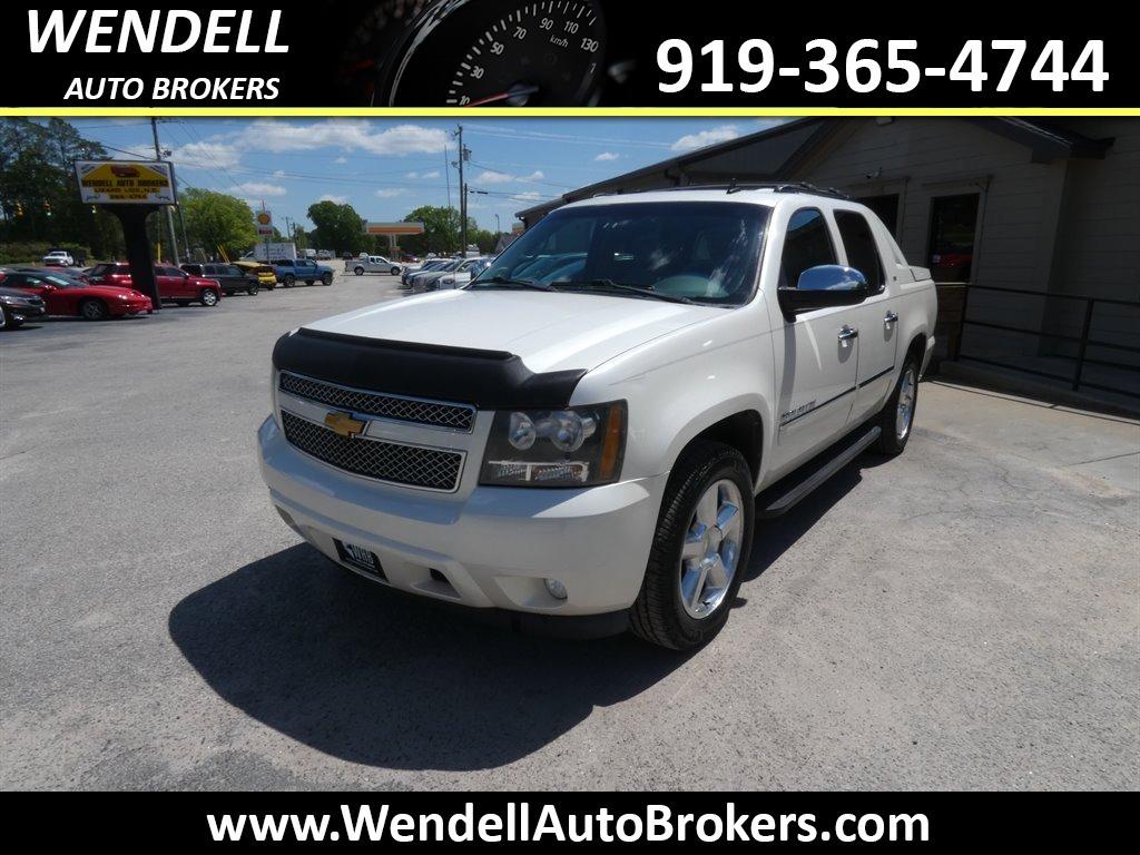 2012 Chevrolet Avalanche LTZ photo