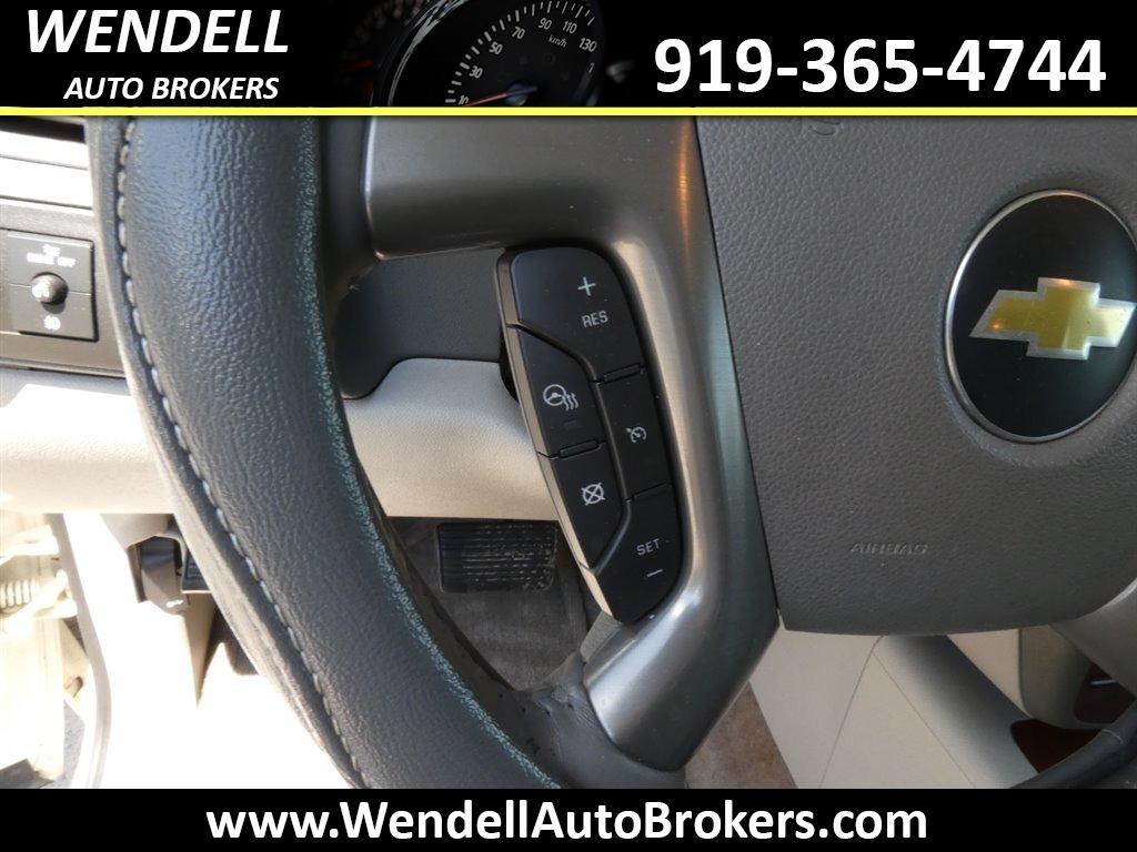 2012 Chevrolet Avalanche LTZ photo