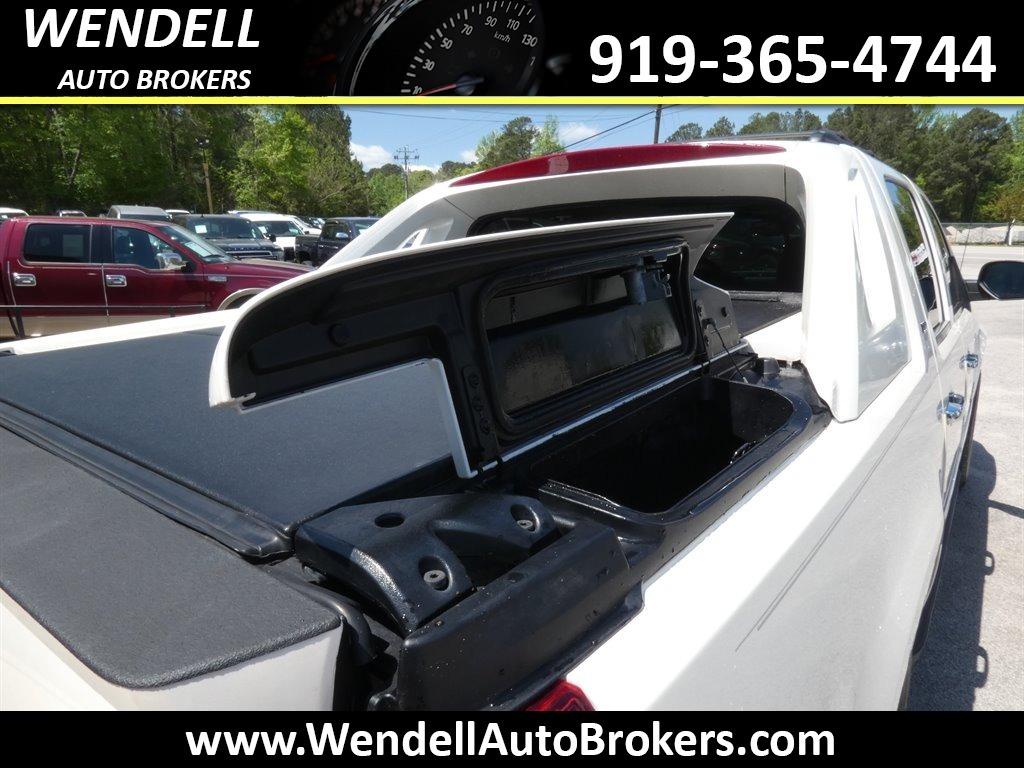 2012 Chevrolet Avalanche LTZ photo