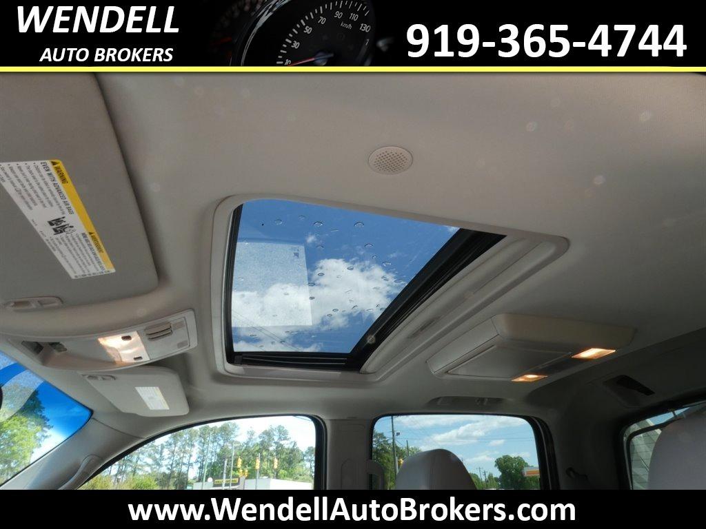 2012 Chevrolet Avalanche LTZ photo