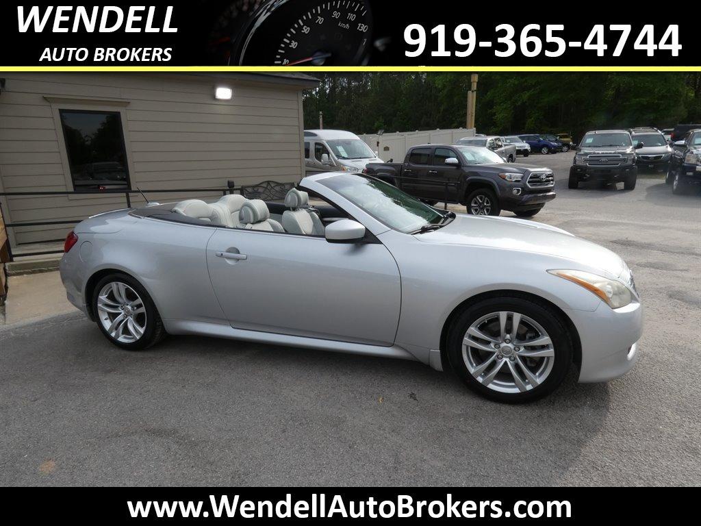 2010 Infiniti Legend photo