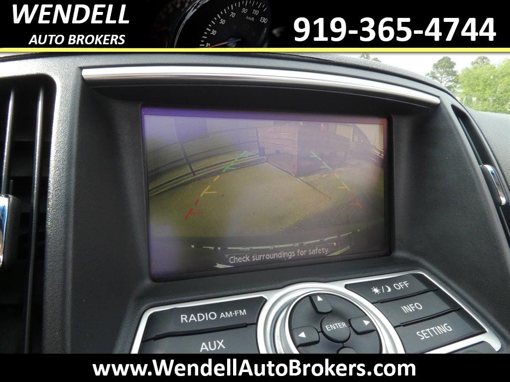 2010 Infiniti Legend photo