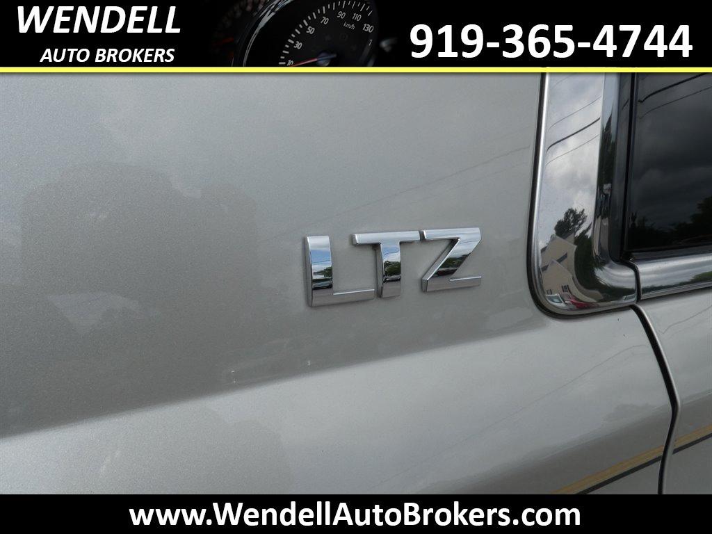 2015 Chevrolet Suburban LTZ 1500 photo