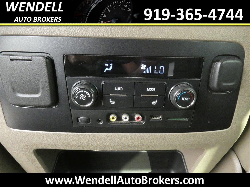 2015 Chevrolet Suburban LTZ 1500 photo