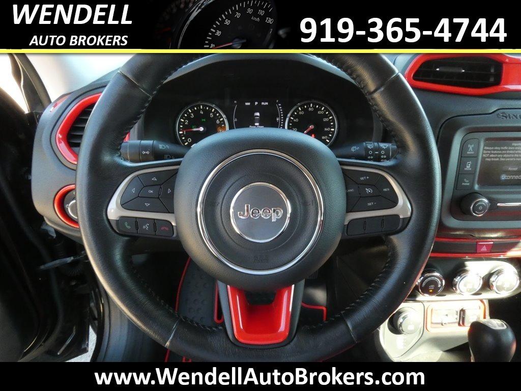 2017 Jeep Renegade Latitude photo