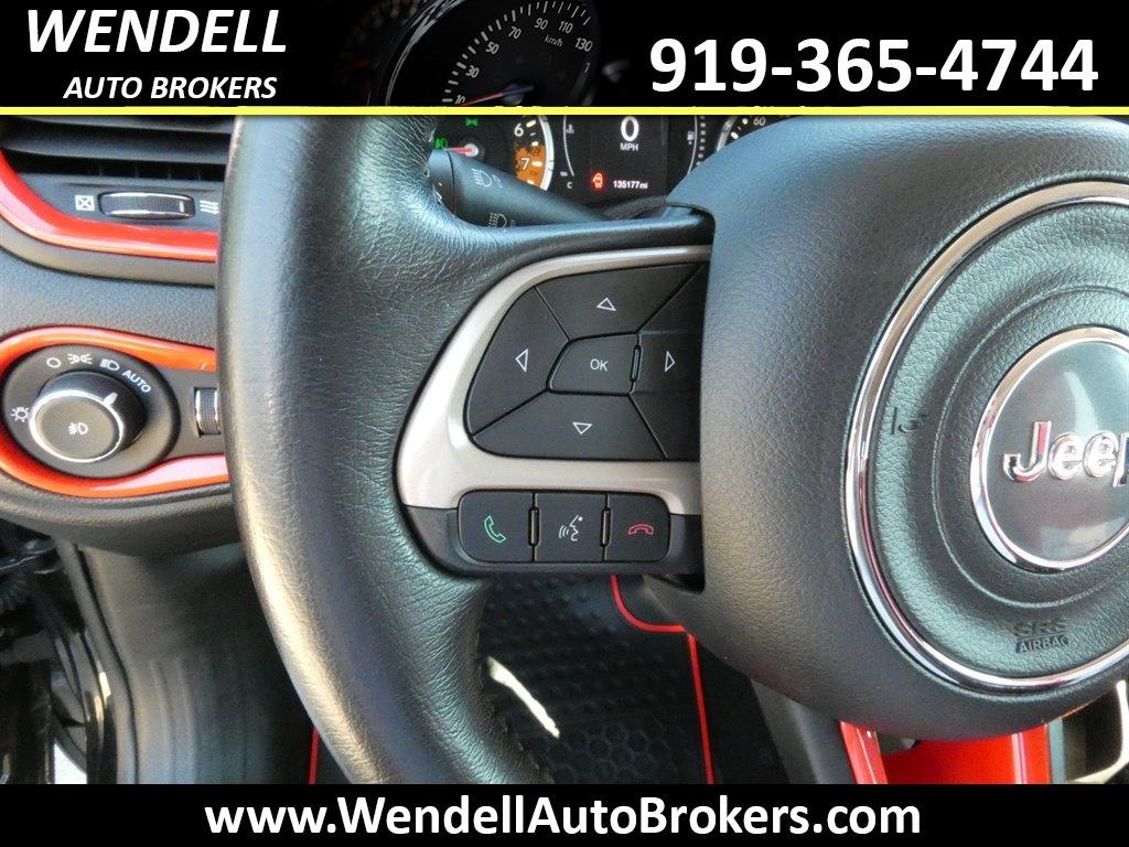 2017 Jeep Renegade Latitude photo