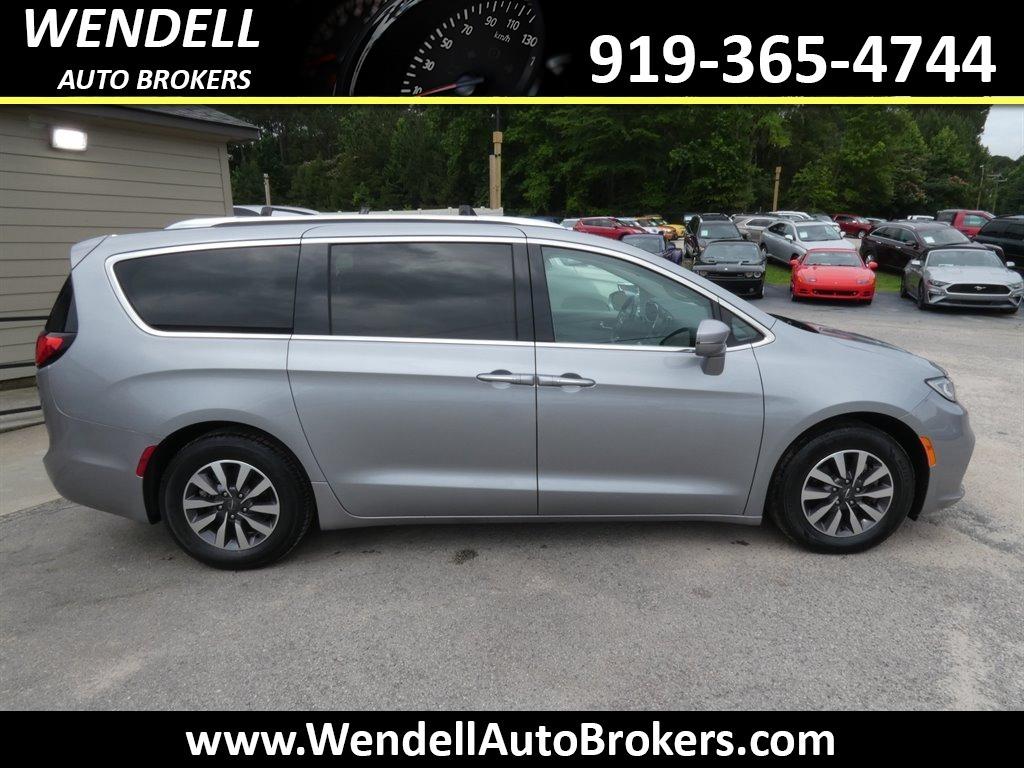 2021 Chrysler Pacifica - $17,246