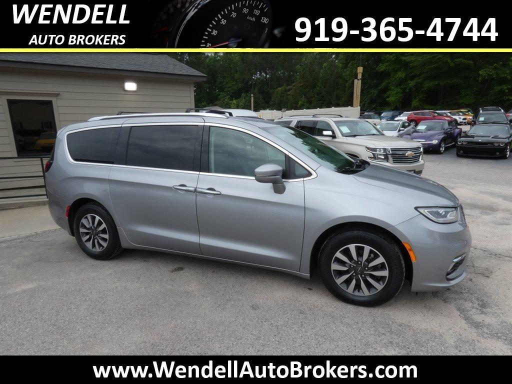 2021 Chrysler Pacifica - $17,246