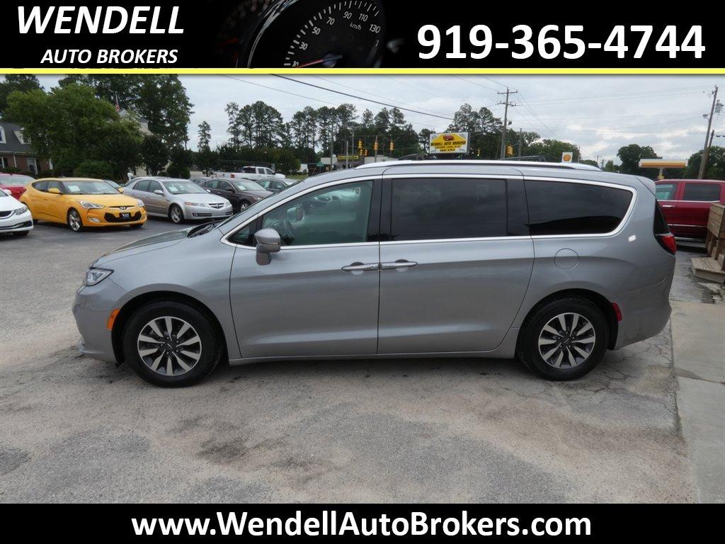 2021 Chrysler Pacifica - $17,246
