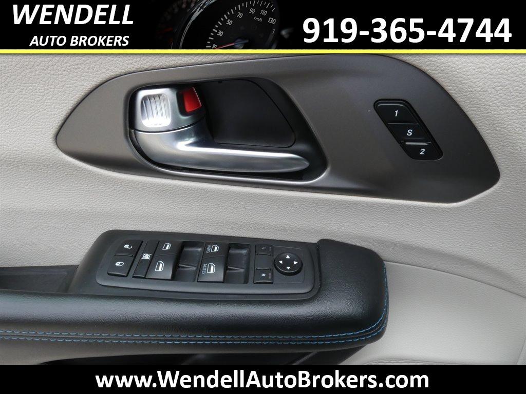 2021 Chrysler Pacifica - $17,246