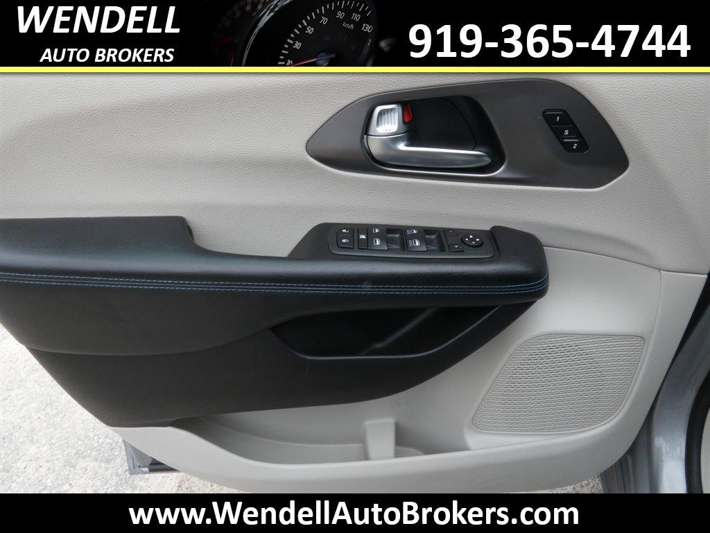 2021 Chrysler Pacifica - $17,246