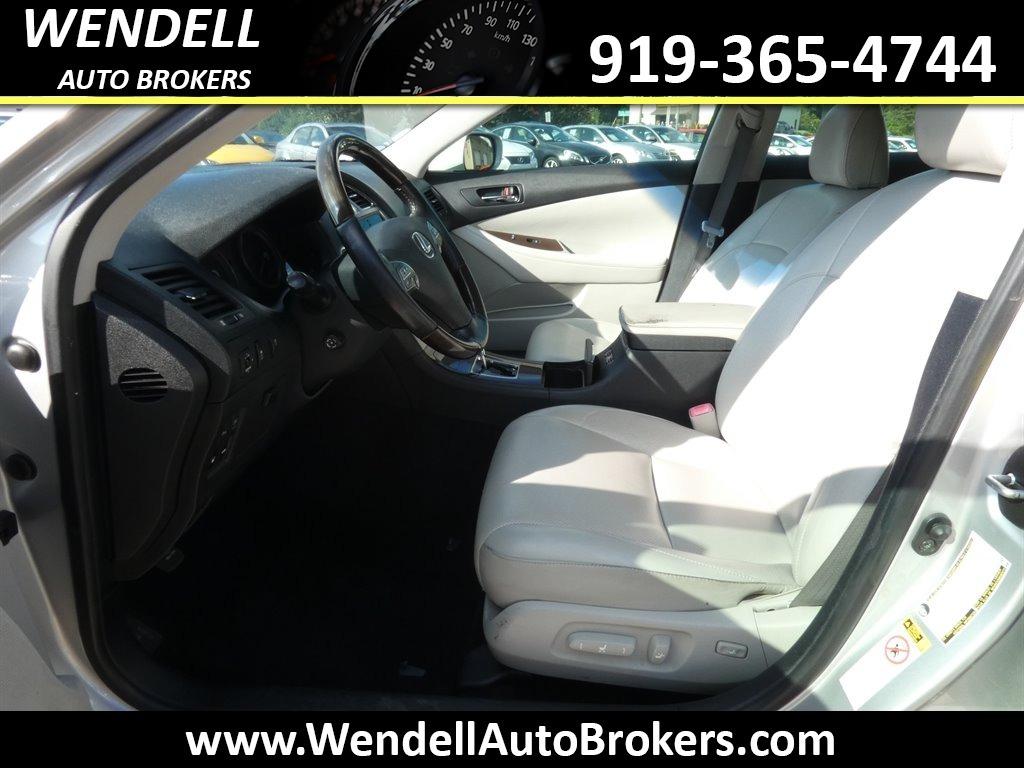 2011 Lexus ES - $9,885