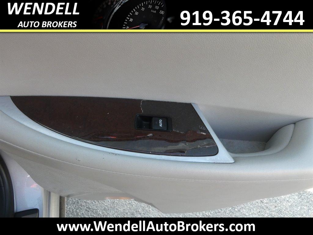 2011 Lexus ES - $9,885