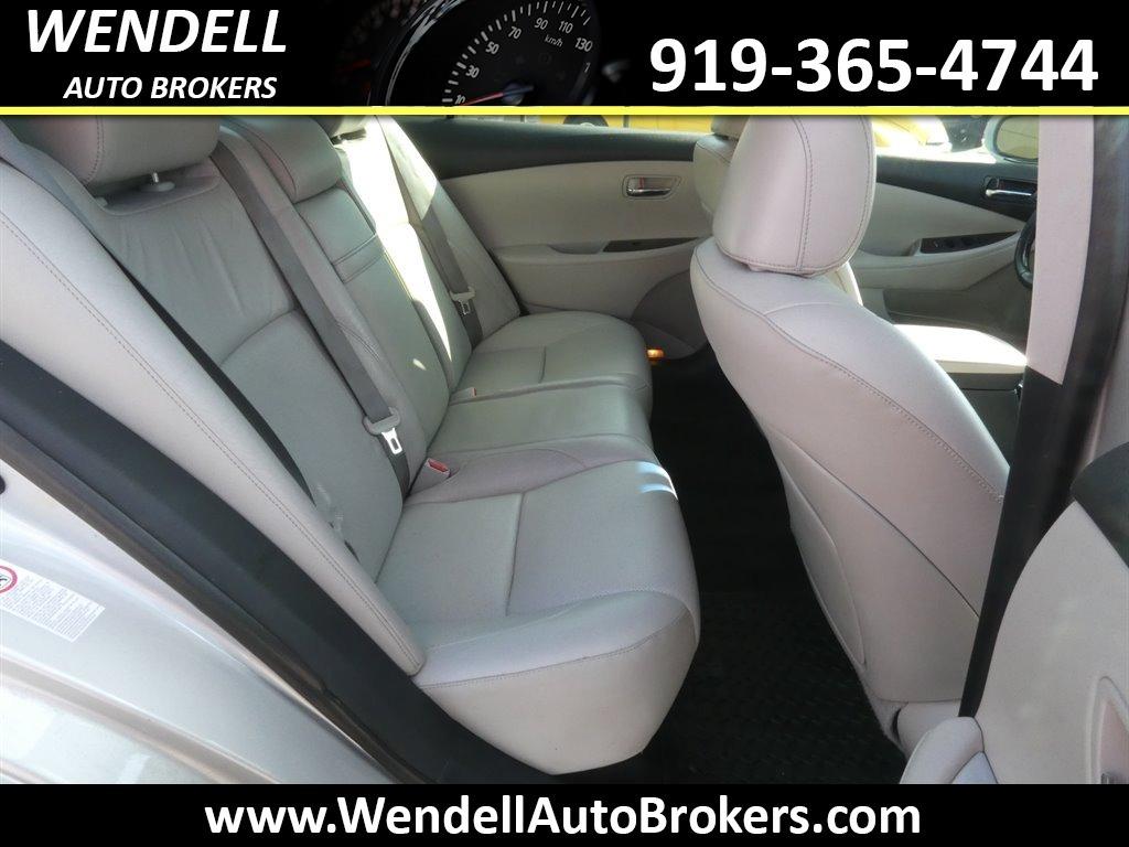 2011 Lexus ES - $9,885