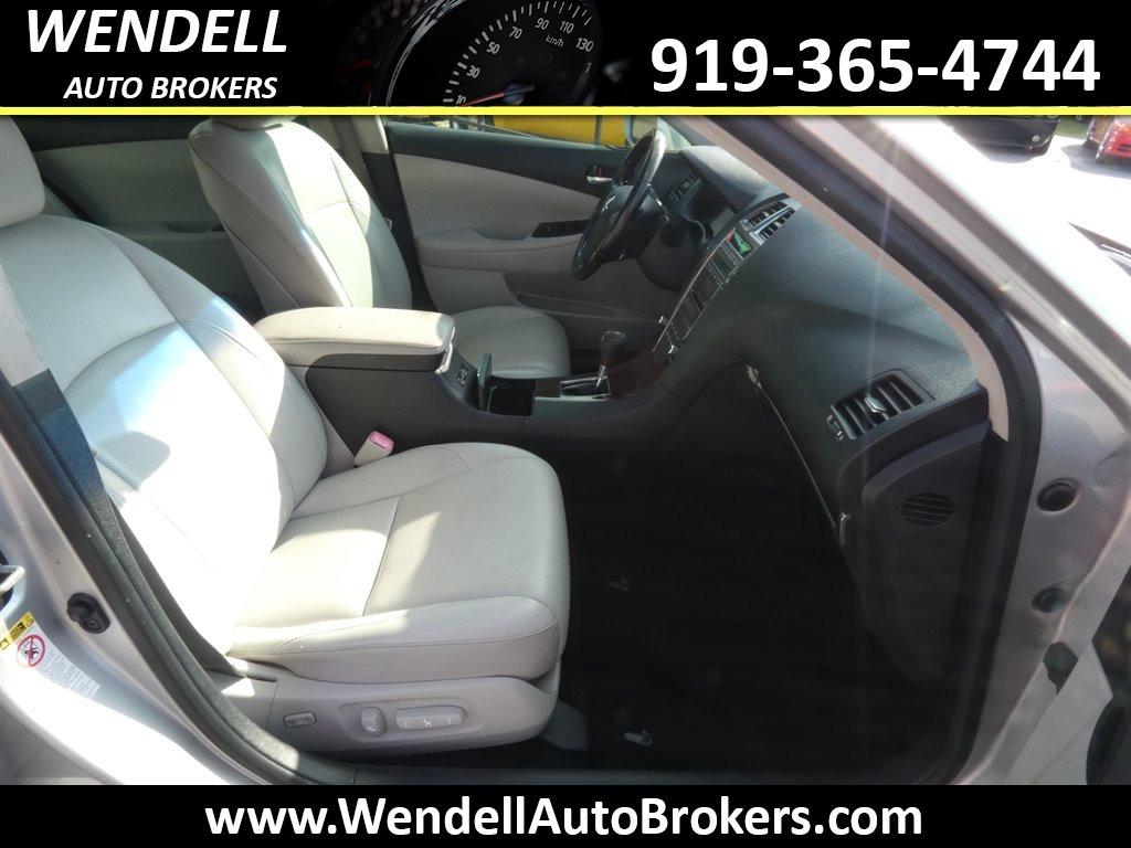 2011 Lexus ES - $9,885