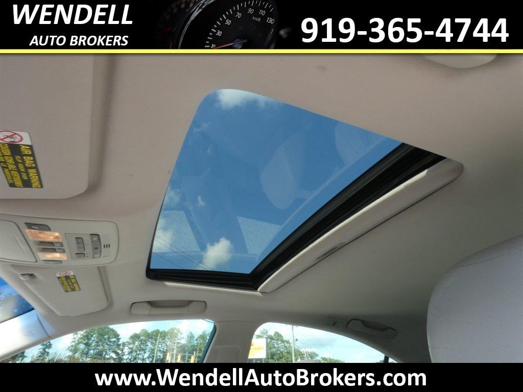 2011 Lexus ES - $9,885