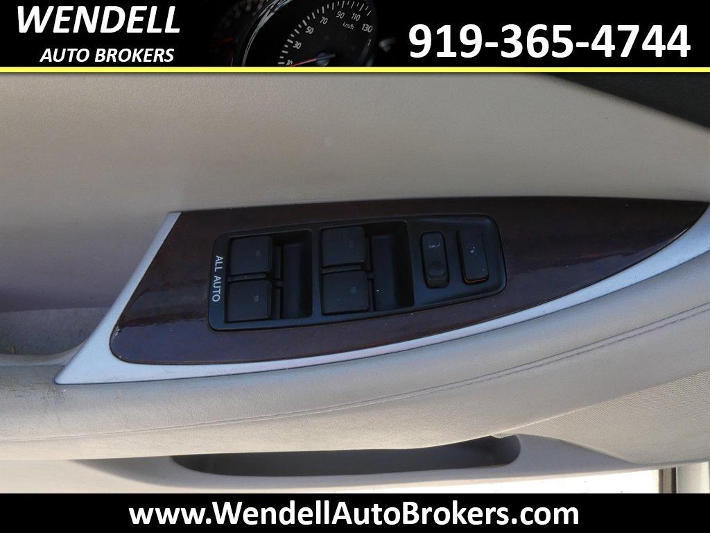2011 Lexus ES - $9,885