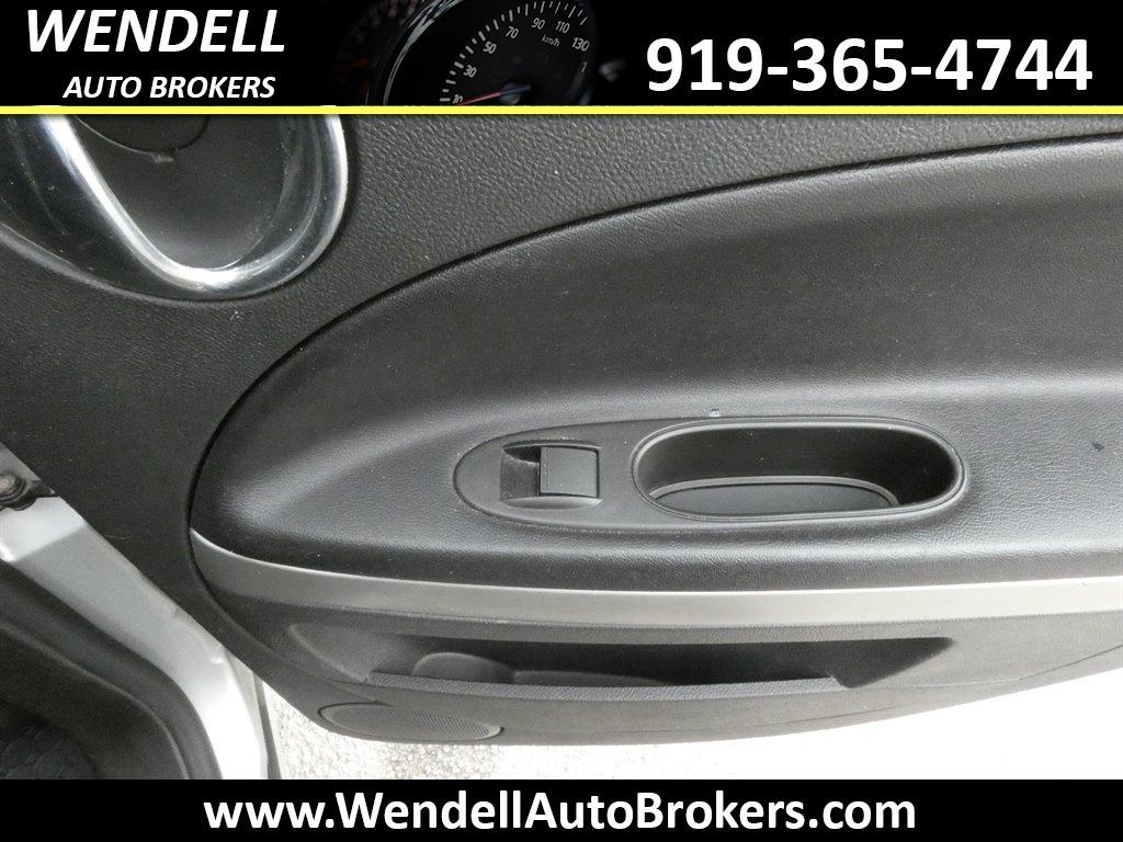 2011 Chevrolet HHR - $6,995