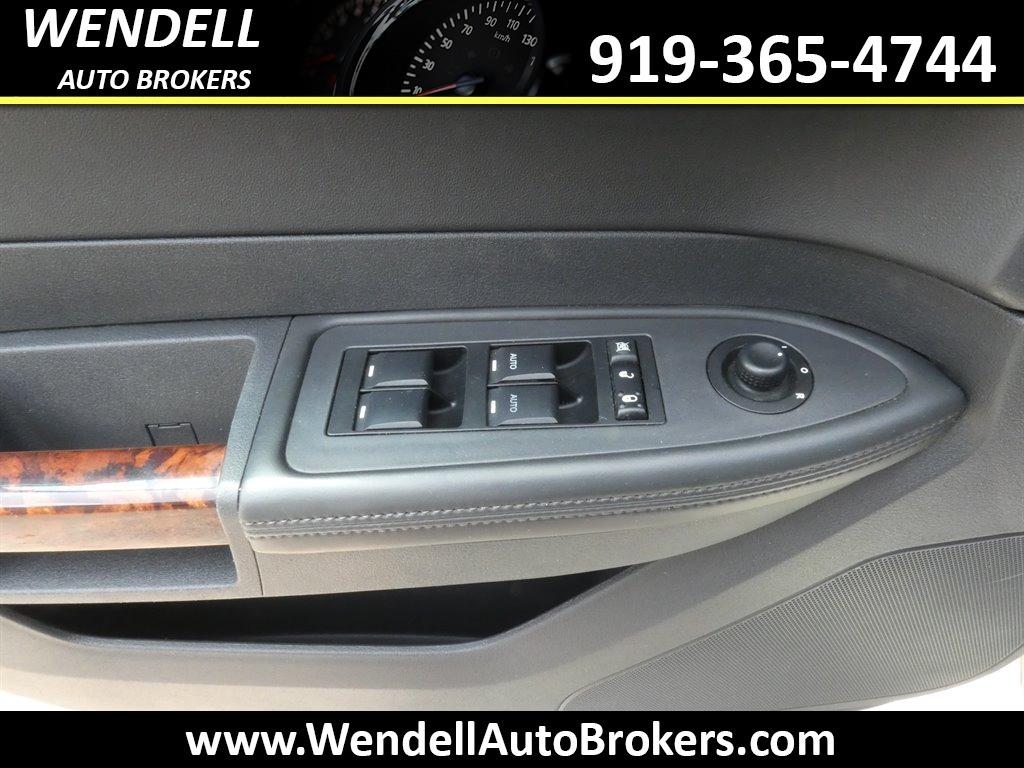 2008 Chrysler 300 - $7,995