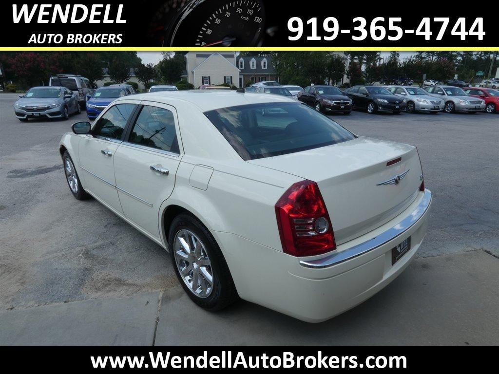 2008 Chrysler 300 - $7,995