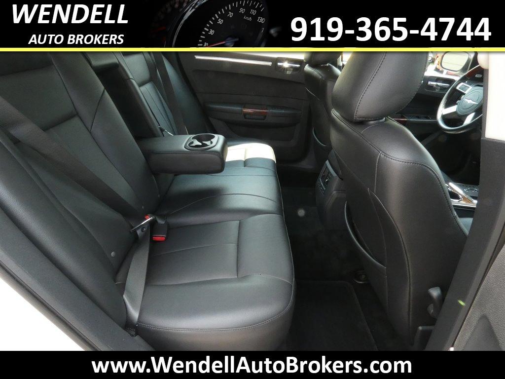 2008 Chrysler 300 - $7,995