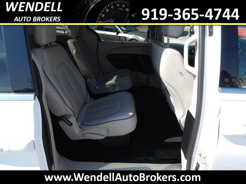 2020 Chrysler Pacifica - $16,948